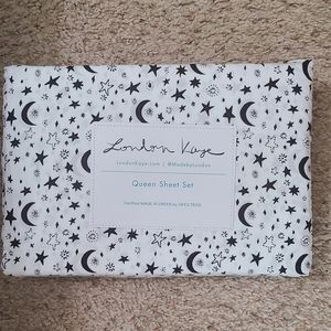 London Kaye Moon and Star Queen Bedding set NWT